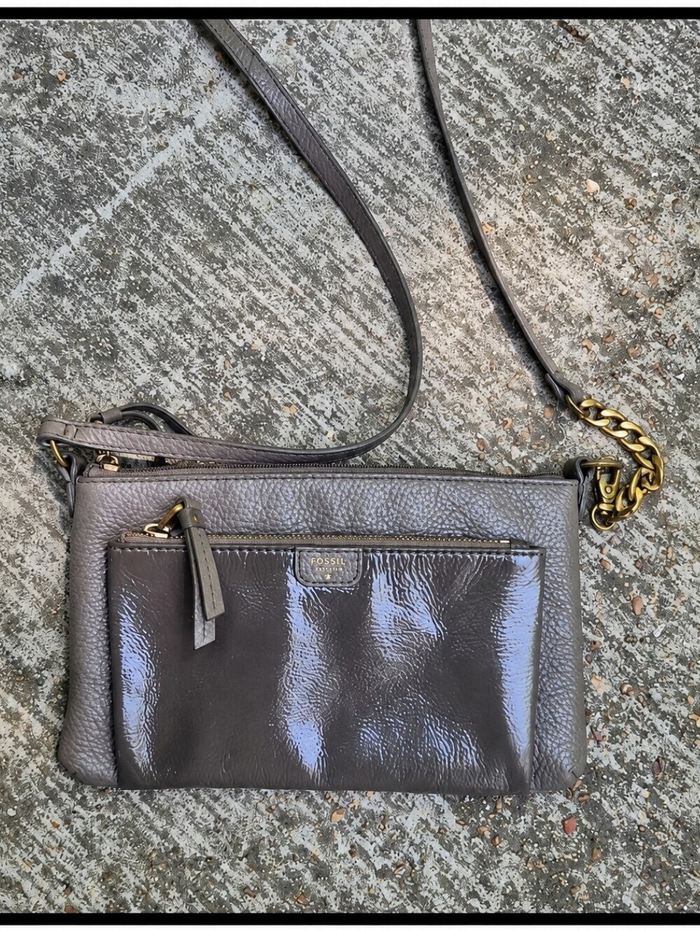 FOSSIL Pebbled Leather Crossbody Bag.